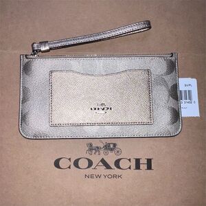 COACH Zip Top Wallet Wristlet Cardholder NWT AUTHENTIC